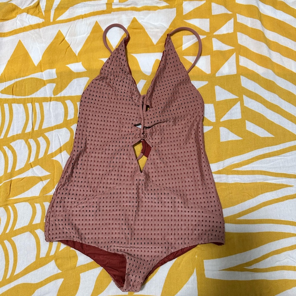 EUC Acacia Kokomo One Piece